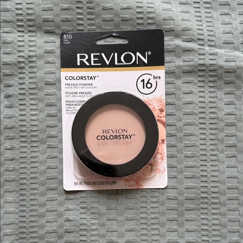 🌹 - 4/$30 Revlon ColorStay Pressed Powder - Soft Beige